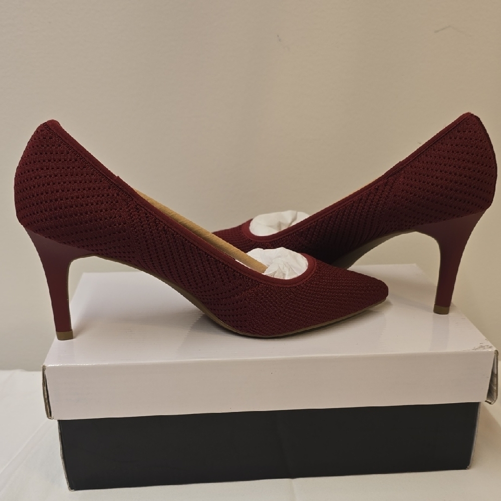 Alfani Scarlet Knit Pointed-Toe Pumps in Wine Red - Picture 5 of 7
